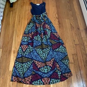 Maxi dress with tie waist